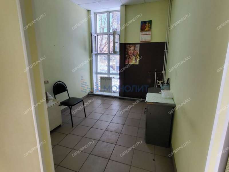 помещение под офис, торговую площадь на Южном шоссе