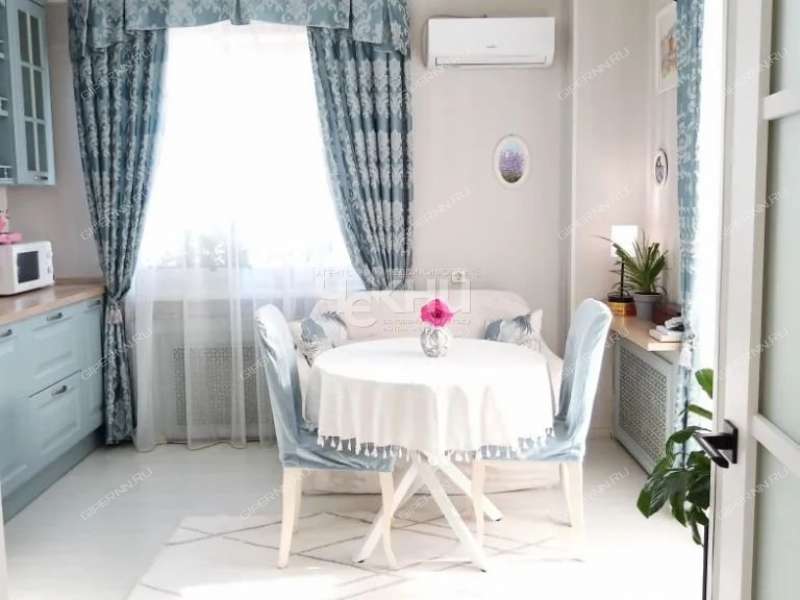 двухкомнатная квартира на улице Карла Маркса дом 45