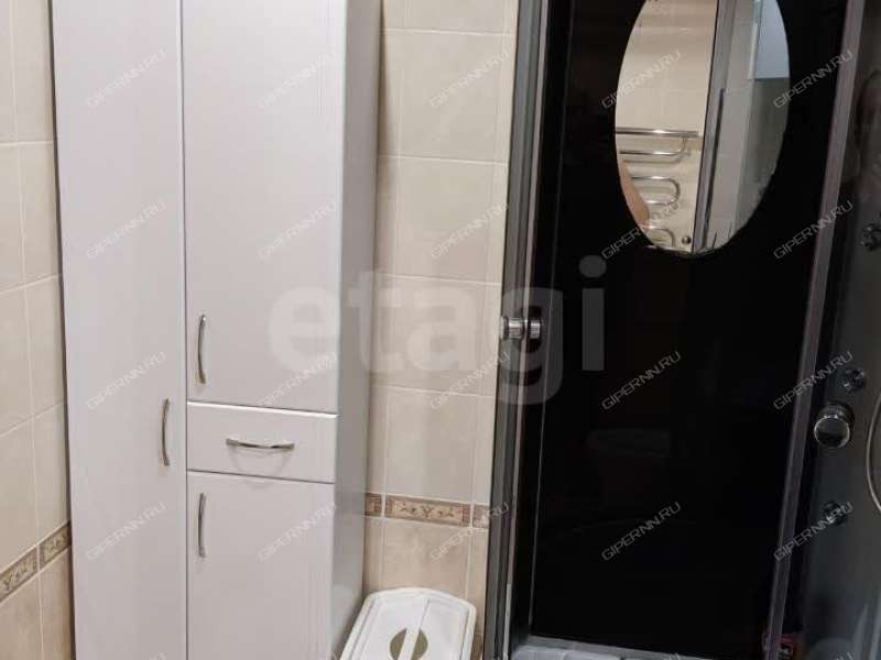 однокомнатная квартира на Вятской улице дом 7