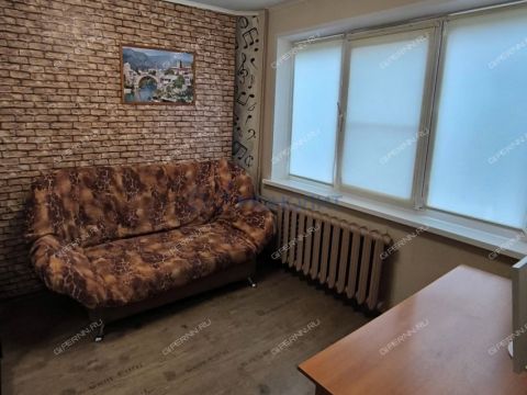 4-komnatnaya-ul-mechnikova-d-45 фото