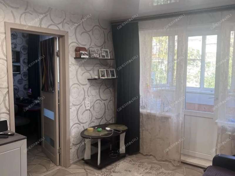 двухкомнатная квартира на улице Лескова дом 21А