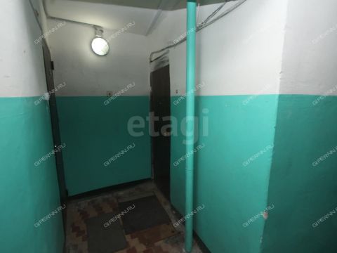 1-komnatnaya-ul-sergeya-akimova-d-2 фото