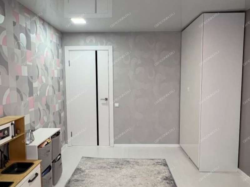 трёхкомнатная квартира на улице Адмирала Макарова дом 5 к2