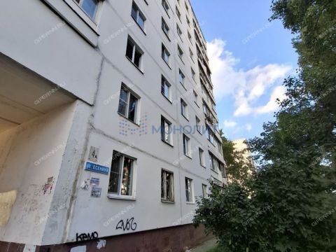 1-komnatnaya-ul-sergeya-esenina-d-4a фото