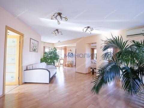 dom-ul-vali-kotika-d-10b фото