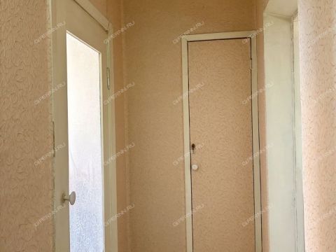 2-komnatnaya-mkr-shherbinki-1-y-d-10b фото