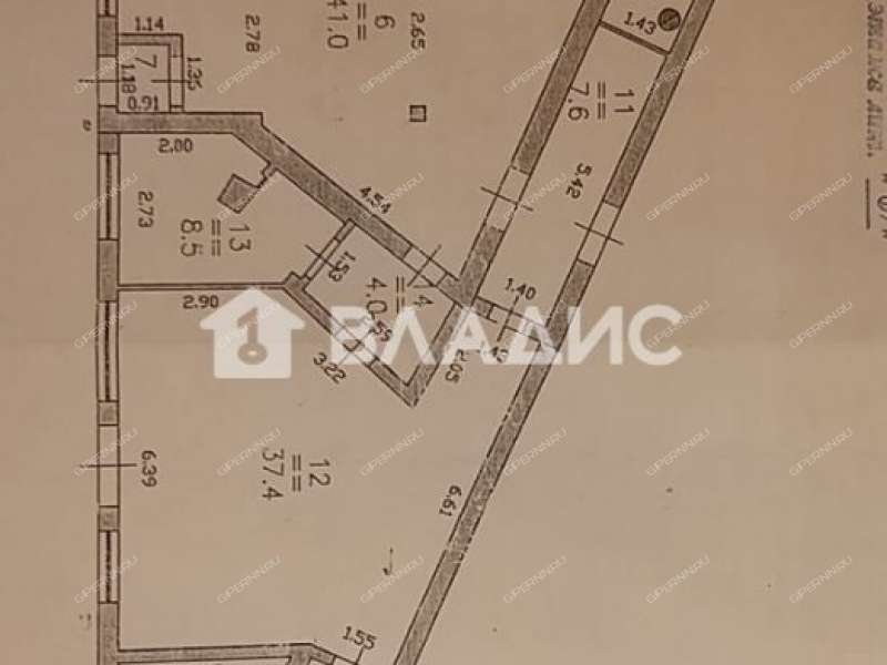 здание под торговую площадь на Гужевой улице