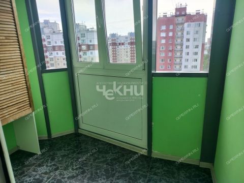2-komnatnaya-b-r-60-letiya-oktyabrya-d-25-k3 фото