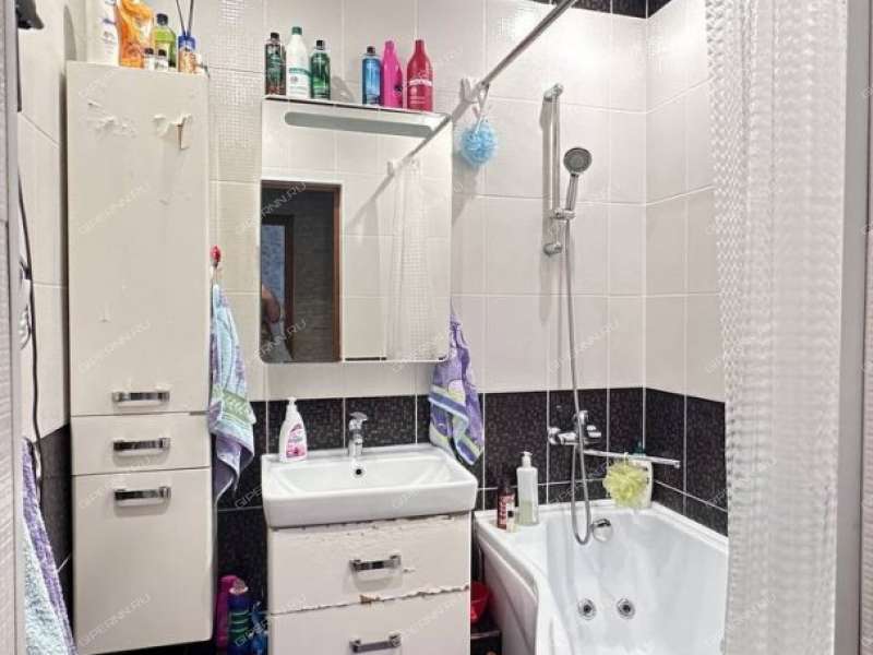 двухкомнатная квартира на Зелёной улице дом 12Б город Кстово