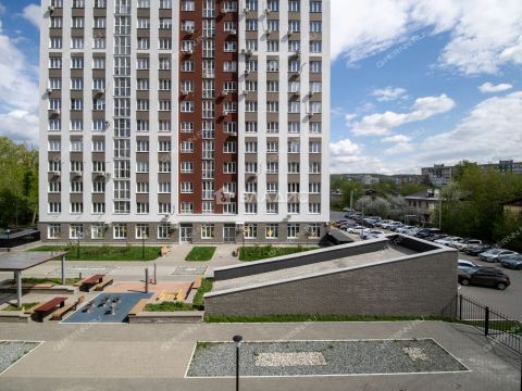 1-komnatnaya-ul-geroya-sovetskogo-soyuza-safronova-d-7-k1 фото