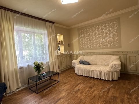 3-komnatnaya-ul-burevestnika-d-14 фото