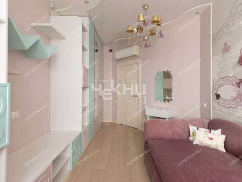 четырёхкомнатная квартира на улице Ульянова дом 7