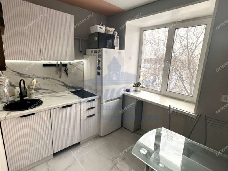 трёхкомнатная квартира на Садовой улице дом 33 рабочий посёлок Первое Мая