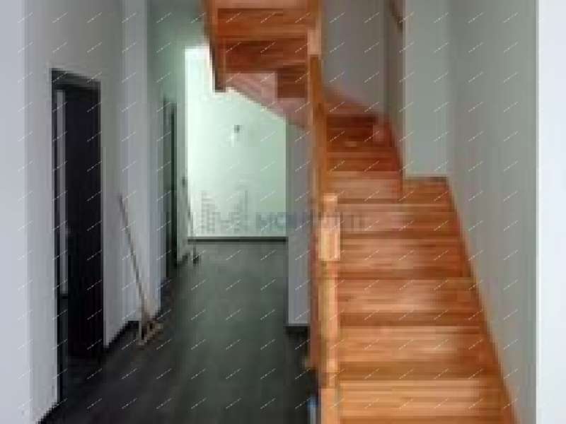 дом на Брусничной улице