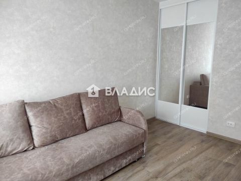 1-komnatnaya-ul-romantikov-d-12 фото