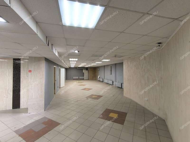 помещение под торговую площадь на Ижорская ул. д.18