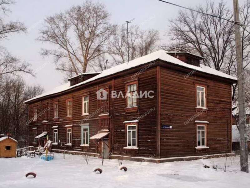 трёхкомнатная квартира на Партизанской улице дом 2