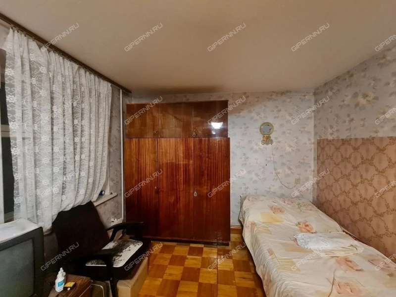 однокомнатная квартира на улице Германа Лопатина дом 10