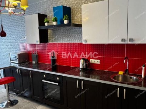 3-komnatnaya-ul-ukrainskaya-d-50 фото