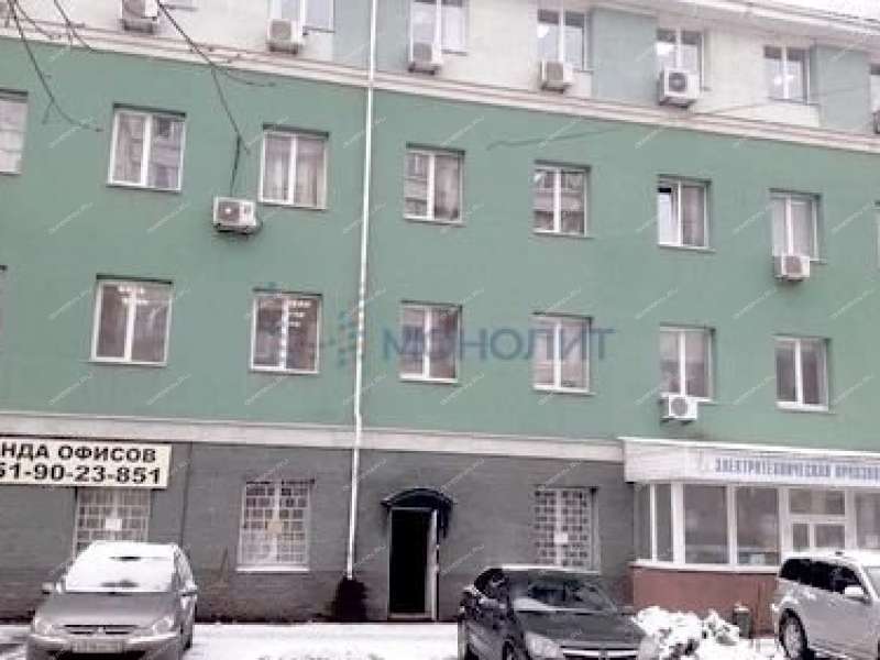 помещение под офис, торговую площадь на улице Маршала Воронова