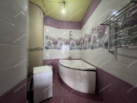 5-komnatnaya-ul-kompozitora-kasyanova-d-1 фото