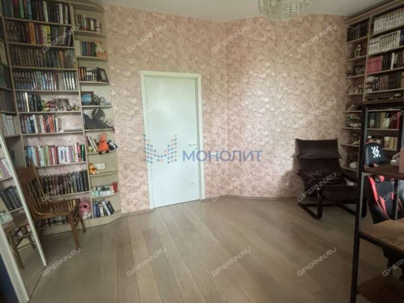 трёхкомнатная квартира на проспекте Гагарина дом 38