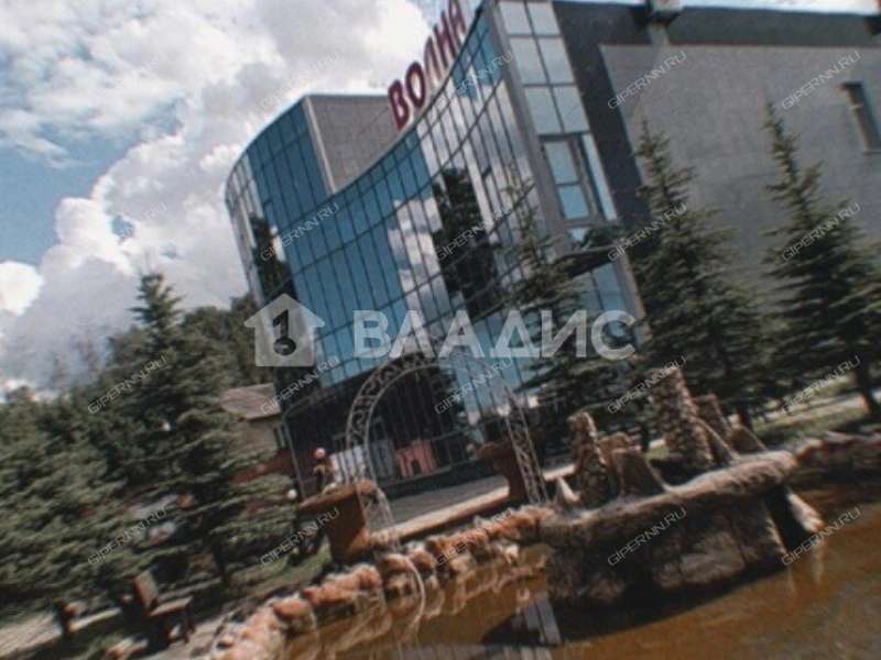 здание под офис, торговую площадь на улице Туполева город Балахна