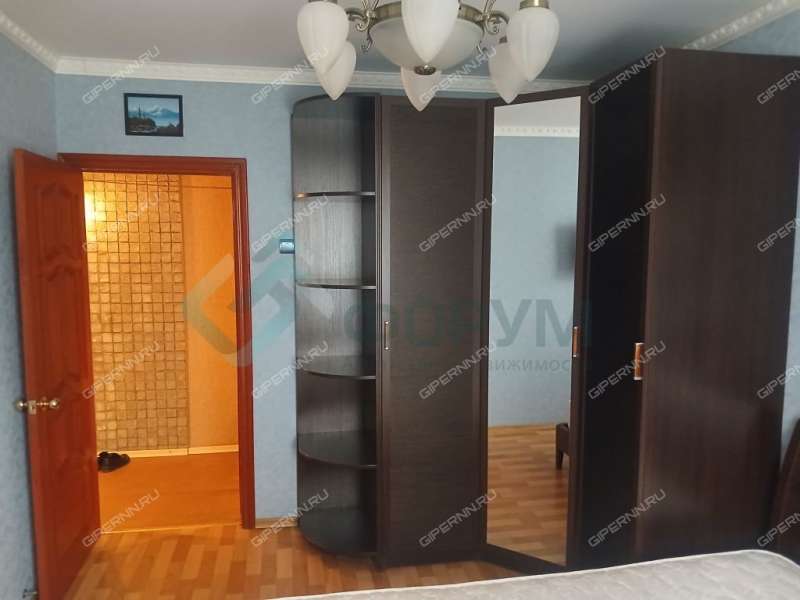 трёхкомнатная квартира на Авангардной улице дом 16