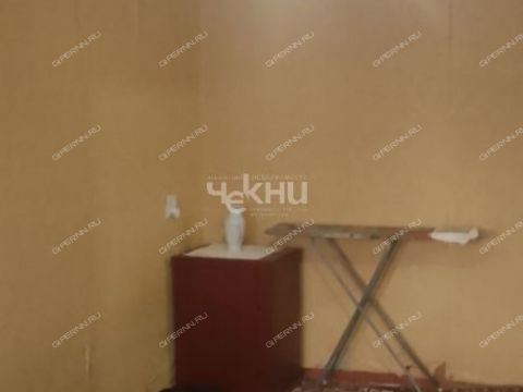 ul-kosmonavta-komarova-d-12a фото