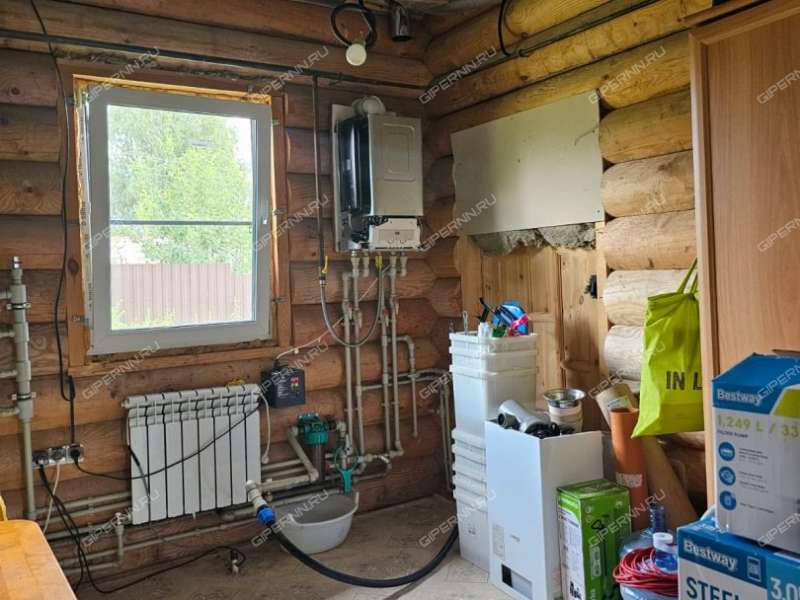 дом на  деревня Ройка