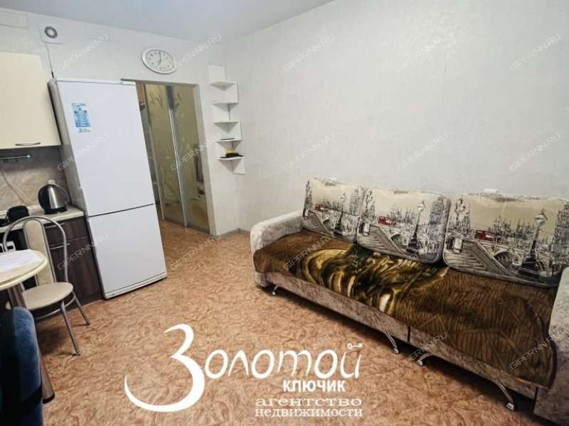 квартира-студия на Мончегорской улице дом 12/3