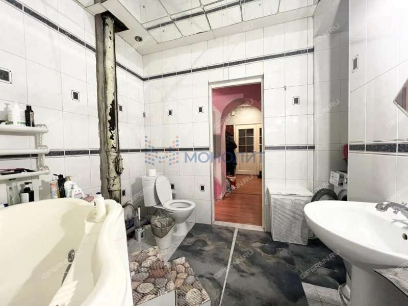 трёхкомнатная квартира на проспекте Ильича дом 33