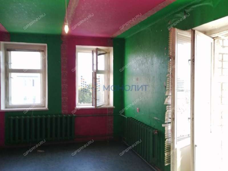 трёхкомнатная квартира в 2-м микрорайоне дом 41 город Бор