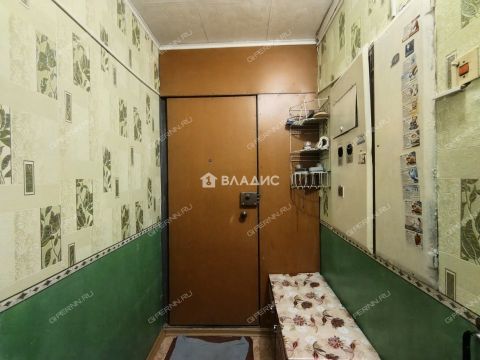 1-komnatnaya-ul-plotnikova-d-2 фото