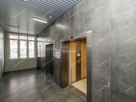 1-komnatnaya-ul-geroya-sovetskogo-soyuza-safronova-d-7-k1 фото