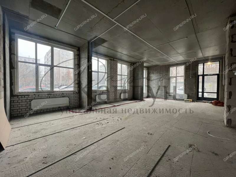 помещение под торговую площадь на проспекте Ленина