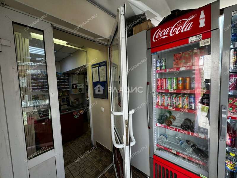 помещение под торговую площадь на улице Зайцева