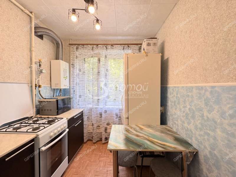 двухкомнатная квартира на Красноуральской улице дом 13/2