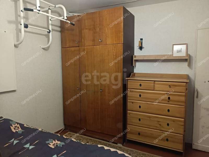 трёхкомнатная квартира на проспекте Гагарина дом 182