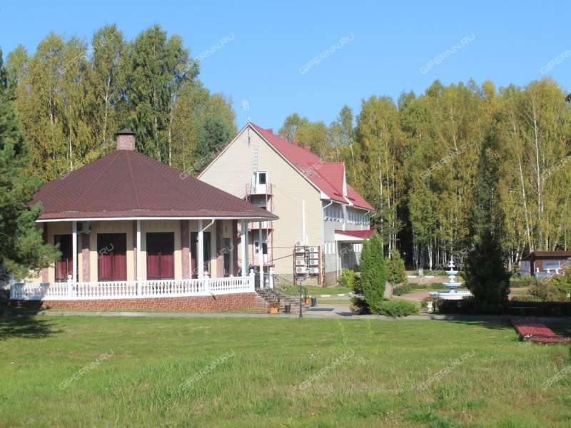 имущественный комплекс под недвижимость под гостиничный бизнес на  деревня Хмелевка