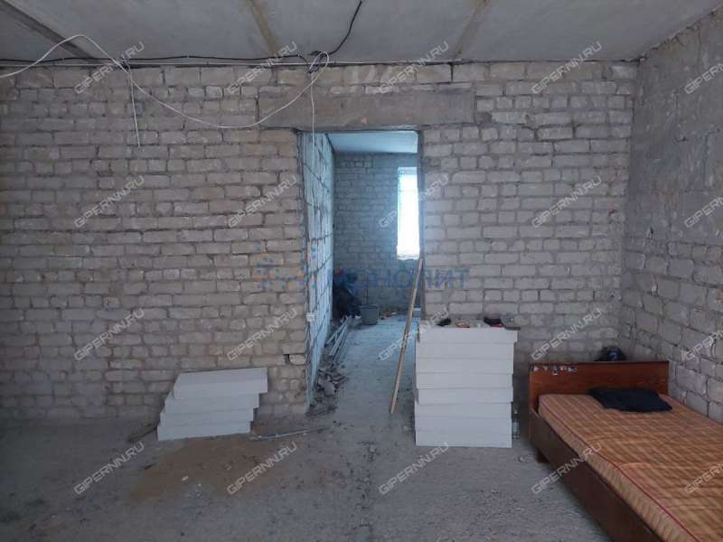 трёхкомнатная квартира на Молодёжной улице дом 15 село Давыдково