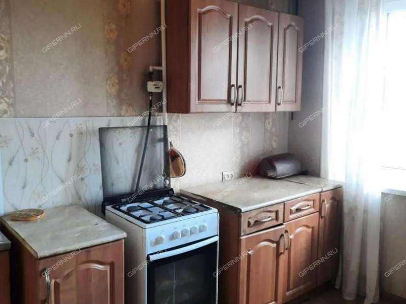 трёхкомнатная квартира на улице Академика Баха дом 9