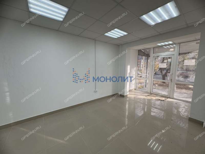 помещение под торговую площадь, недвижимость под салоны красоты на проспекте Кораблестроителей