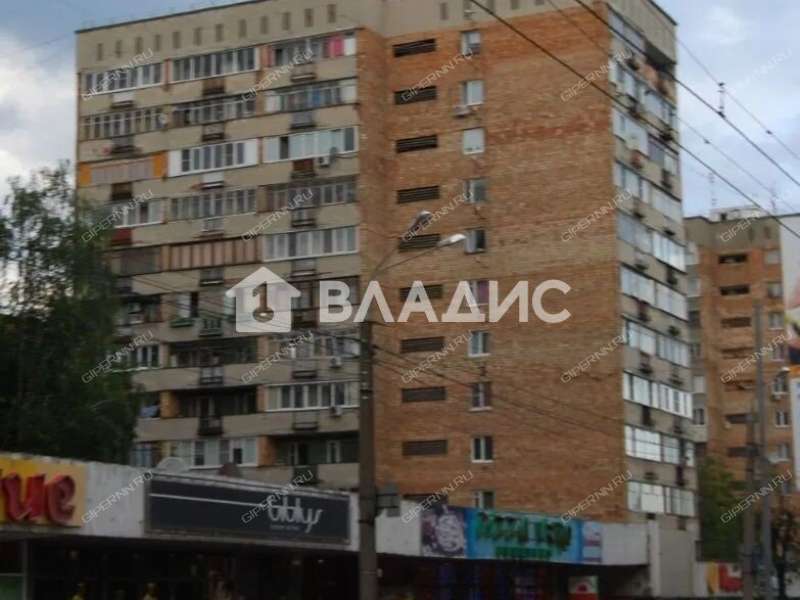 четырёхкомнатная квартира на улице Максима Горького дом 158