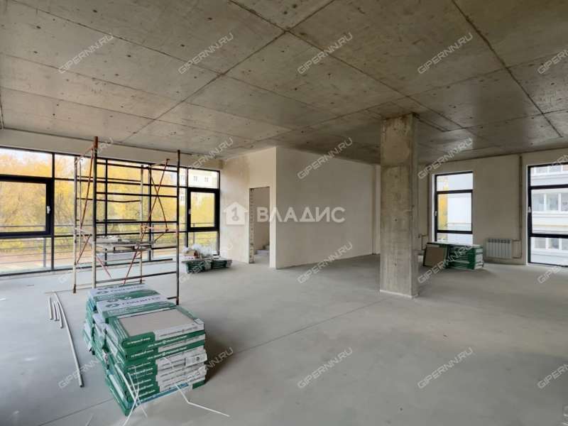 здание под офис на улице Маршала Казакова