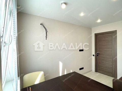 3-komnatnaya-ul-kovalihinskaya-d-72 фото