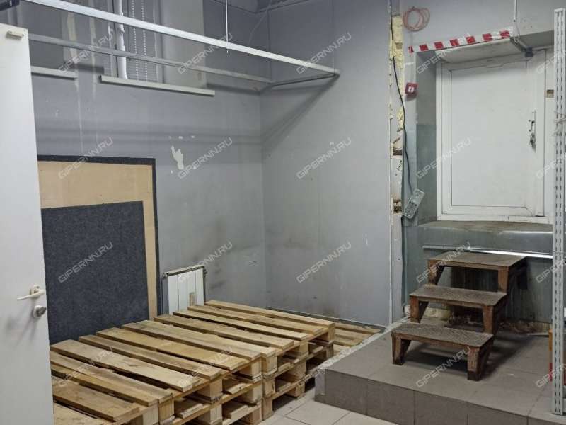 помещение под помещение свободного назначения, торговую площадь на улице Белинского