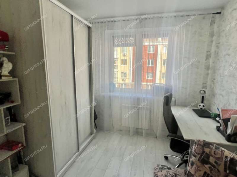 трёхкомнатная квартира в 6-м микрорайоне дом 36 город Кстово