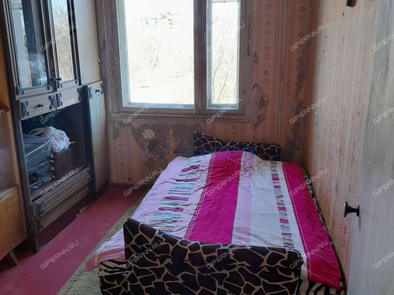 четырёхкомнатная квартира на бульваре 60-летия Октября дом 12