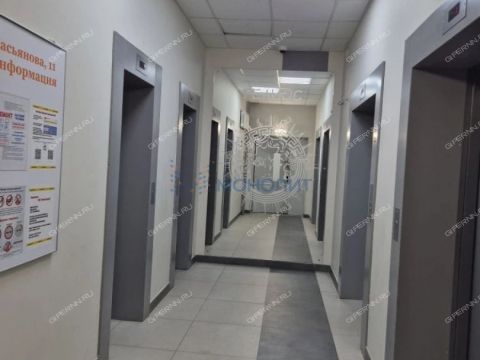 4-komnatnaya-ul-kompozitora-kasyanova-d-11 фото